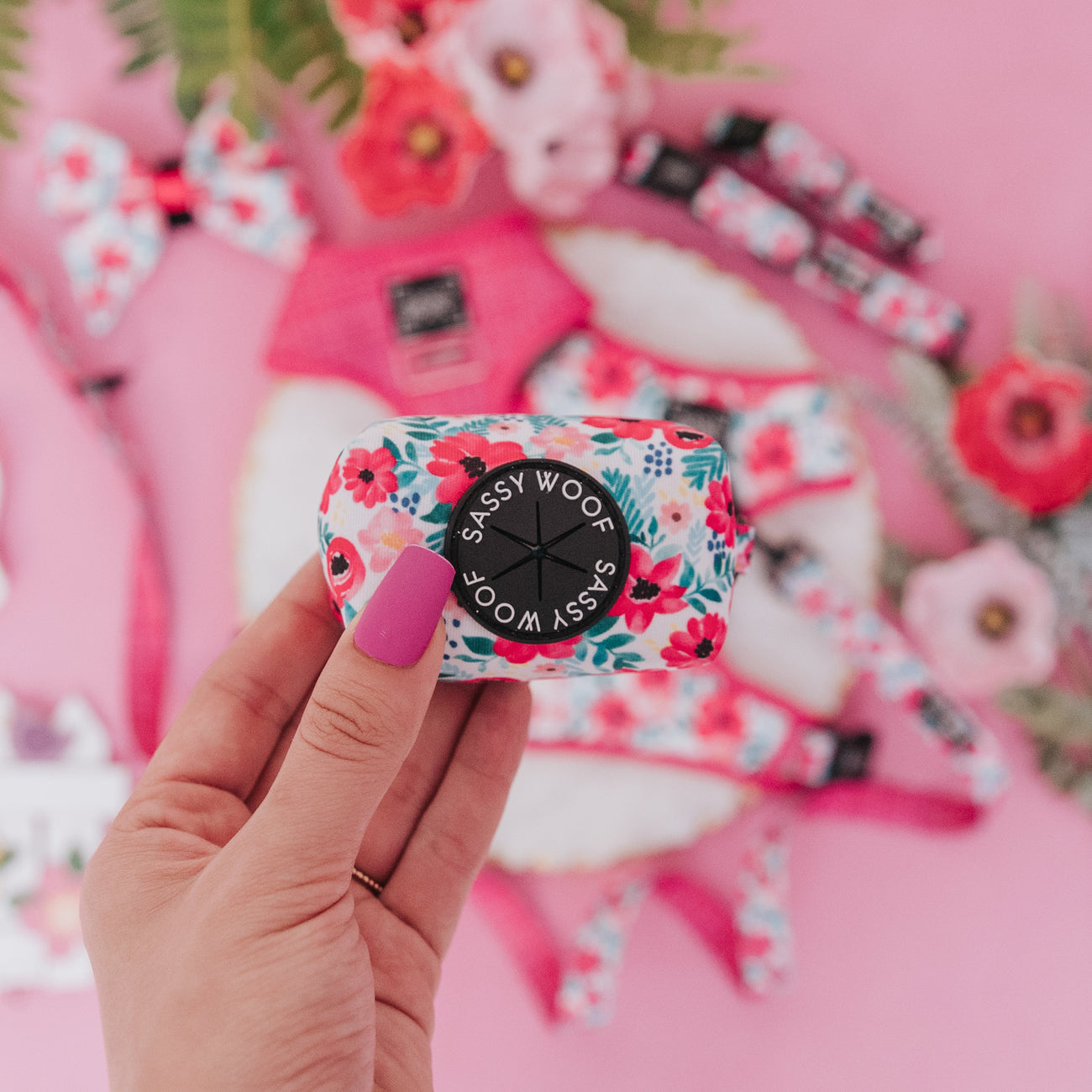 Floral Frenzy Leash Bag