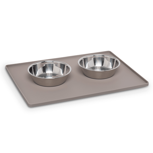 Silicone Non-Slip Pet Bowl Mat with Raised Edge, 15.75" x 12"