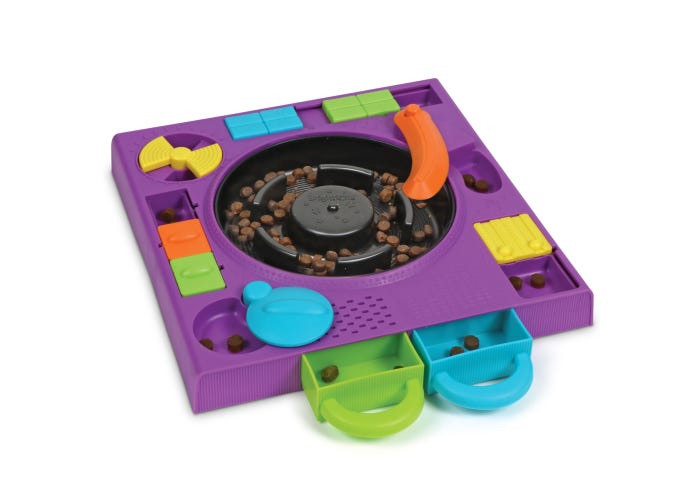 DJ Doggo Puzzle Feeder