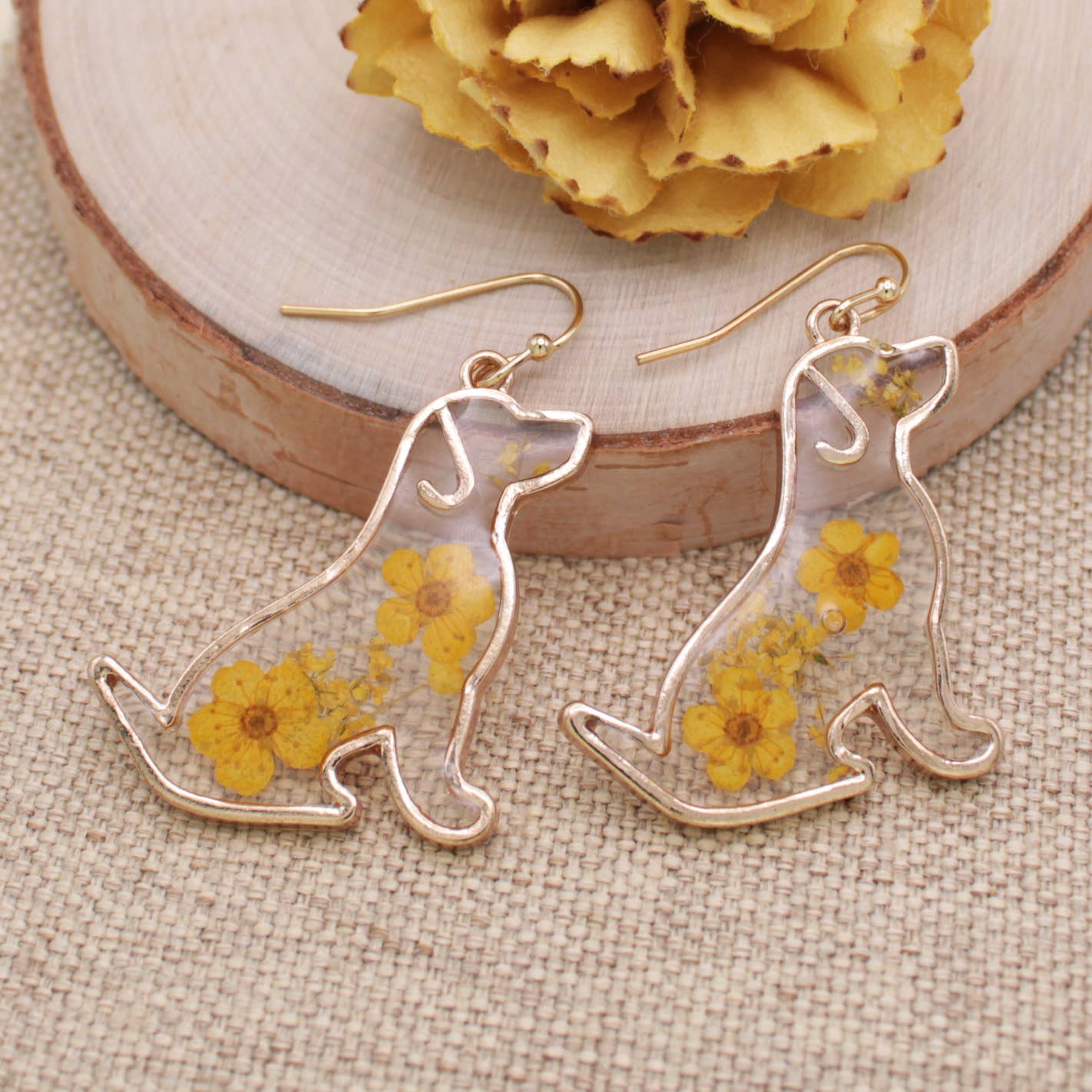 Floral Friend Gold Dog Dried Flower Earrings